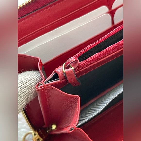 Gucci leather Sylvie zippy around wallet (red) - Picture 13 of 17